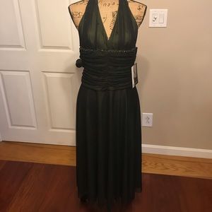 ***Never Worn*** JS Boutique Halter Dress